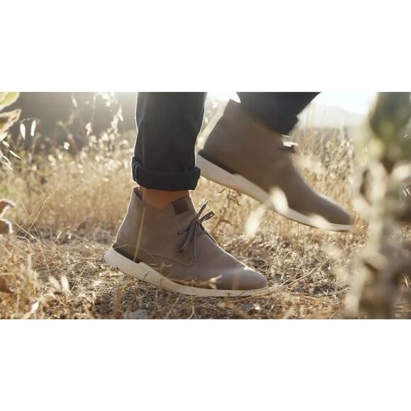Wolf and Shepherd Men\'s Hybrid Crossover Chukka Italian Suede Boots Shoes